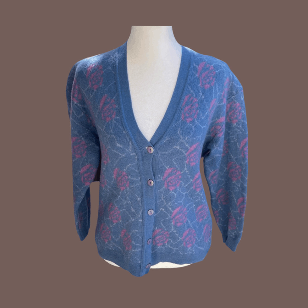 Camela Floral Wool Sweater | Blue Button Up | Size 40 | Vintage